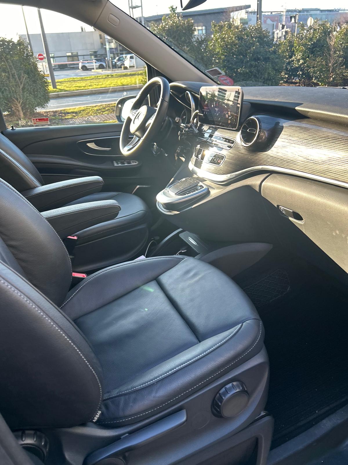 Mercedes Vito VIP Interior